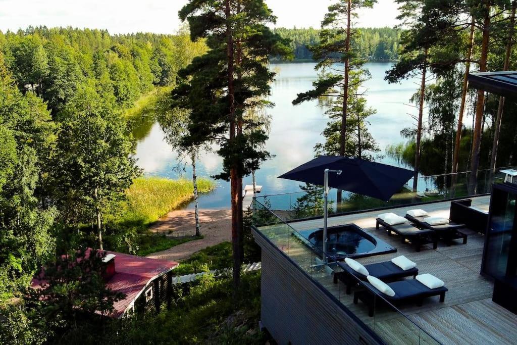 Villa Padel - Premium Lakeside Residence & Grounds Lohja Esterno foto